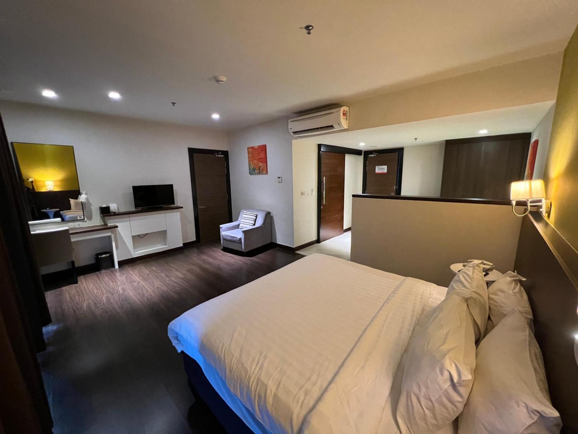 Wyndham Garden I-City Σαχ Αλάμ Εξωτερικό φωτογραφία
